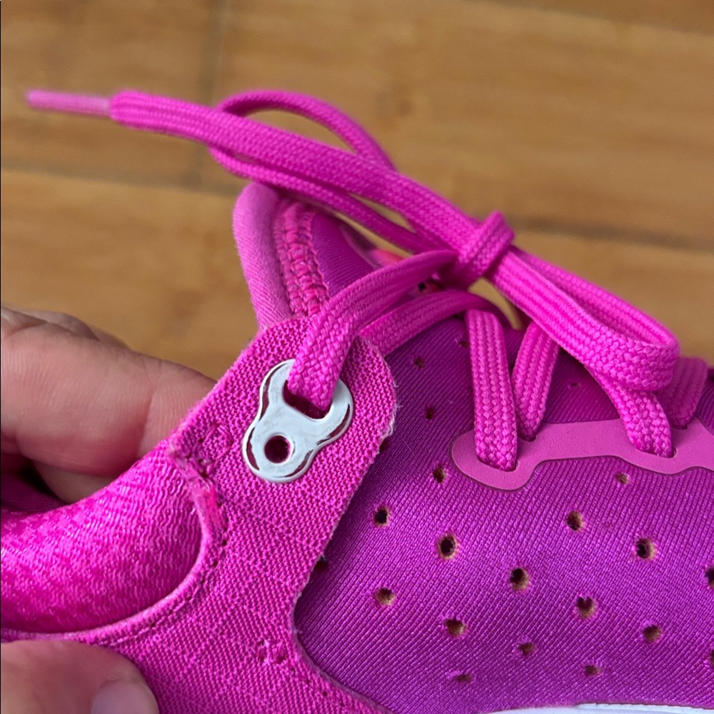Nike Joyride Sneakers - Picture 11 of 13